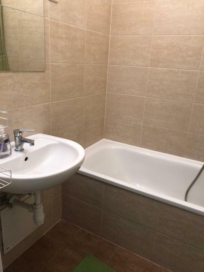 Sportarena & Stadion Apartman H-39 Apartment Budapest Luaran gambar